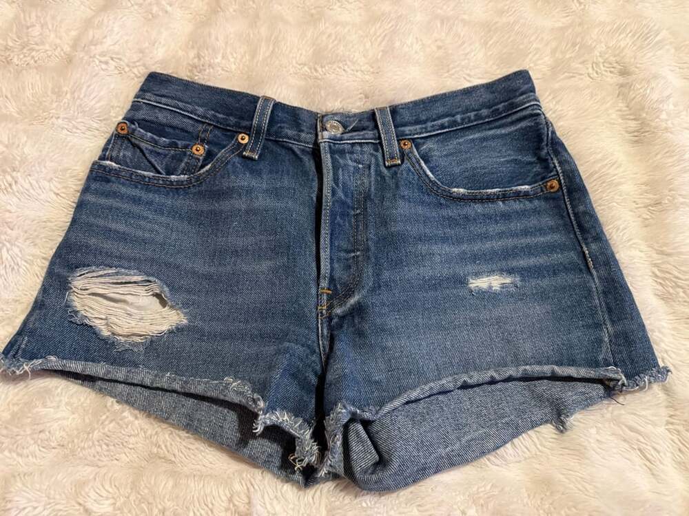 Levi's 501 Size 26 Cutoff Denim Shorts Distressed